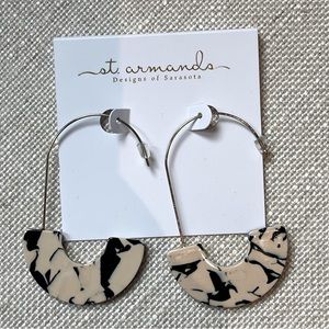 St. Armands Designs of Sarasota Black & Tan Marbled Threaders - Earrings